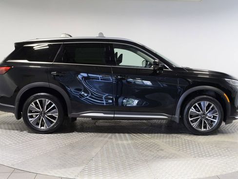 Certified 2026 INFINITI QX60 Luxe w/ Cargo Package AWD/4WD image 11