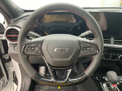 New 2026 Chevrolet Trax RS w/ Sunroof Package FWD image 12