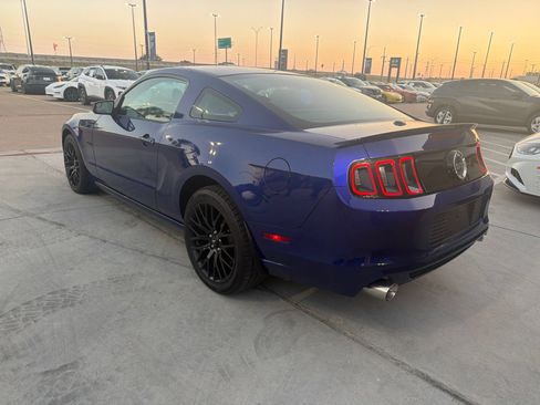 Used 2013 Ford Mustang GT Premium w/ Brembo Brake Pkg RWD image 5