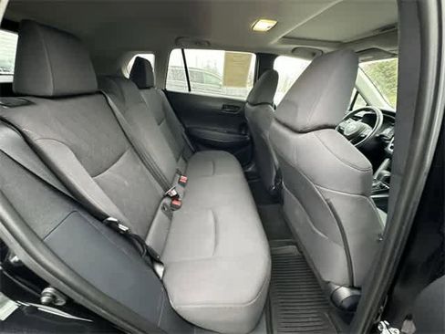 Used 2023 Toyota Corolla Cross LE image 24