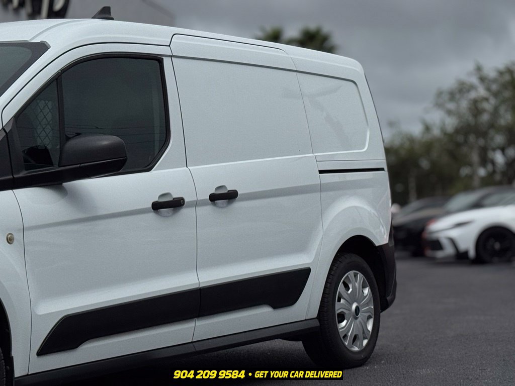 Used 2022 Ford Transit Connect XL FWD image 4