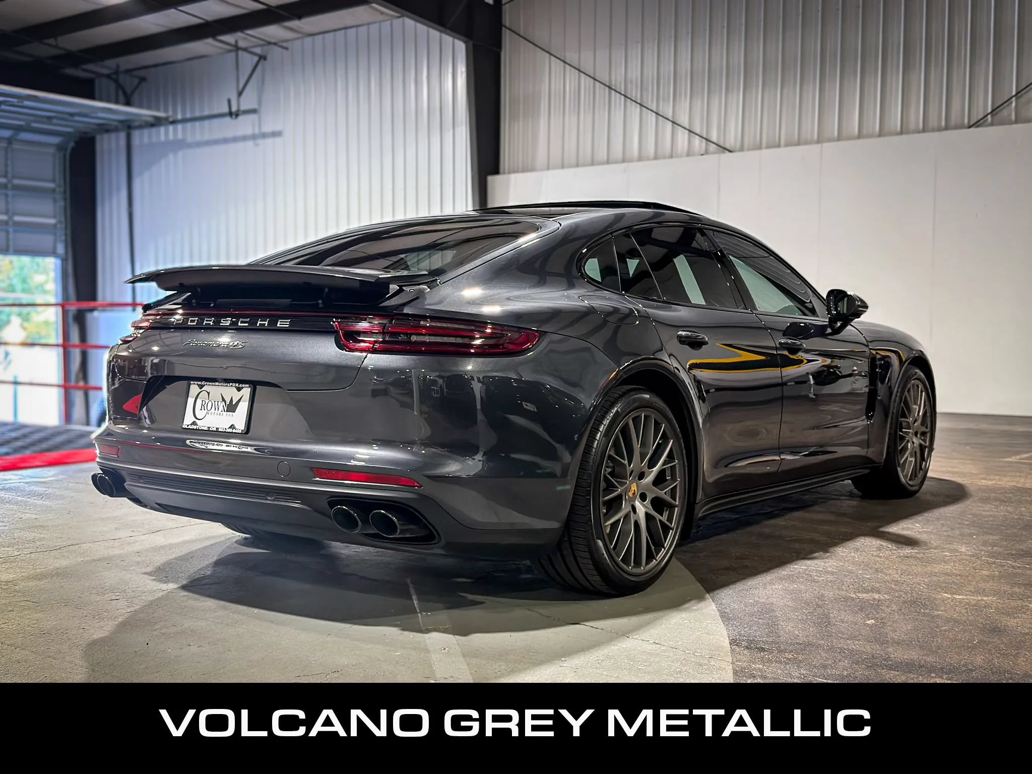 Used 2020 Porsche Panamera 4S w/ Premium Package Plus AWD/4WD image 4
