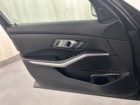 Used 2022 BMW 330i xDrive Sedan w/ Driving Assistance Package image 26