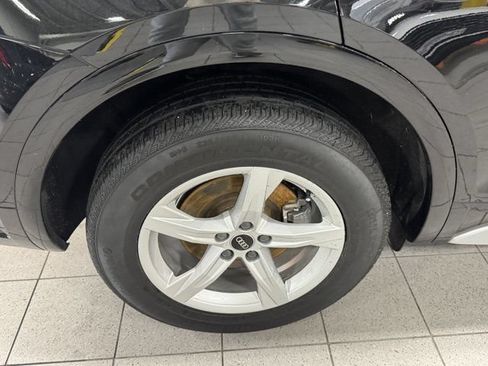 Certified 2023 Audi Q5 Premium w/ Convenience Package AWD/4WD image 11