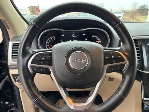 Used 2022 Jeep Grand Cherokee Laredo E w/ Security & Convenience Group AWD/4WD image 16