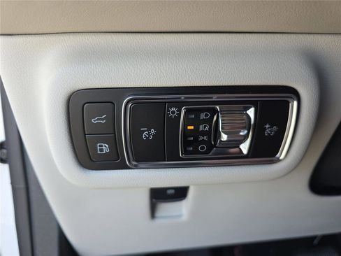New 2026 Lincoln Nautilus Premier AWD/4WD image 21