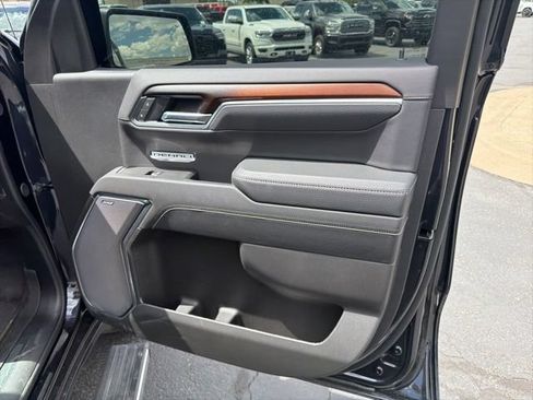 Used 2026 GMC Sierra 1500 Denali AWD/4WD image 32