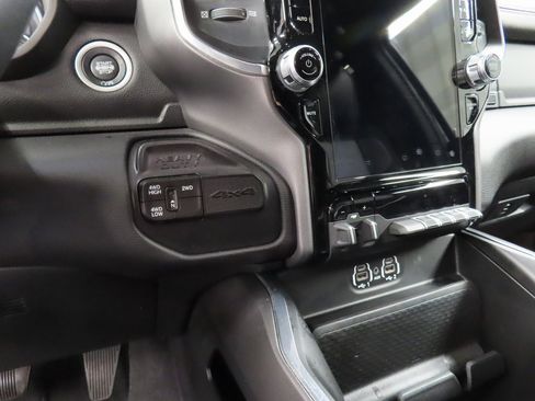 Used 2022 RAM 2500 Laramie w/ Night Edition image 52