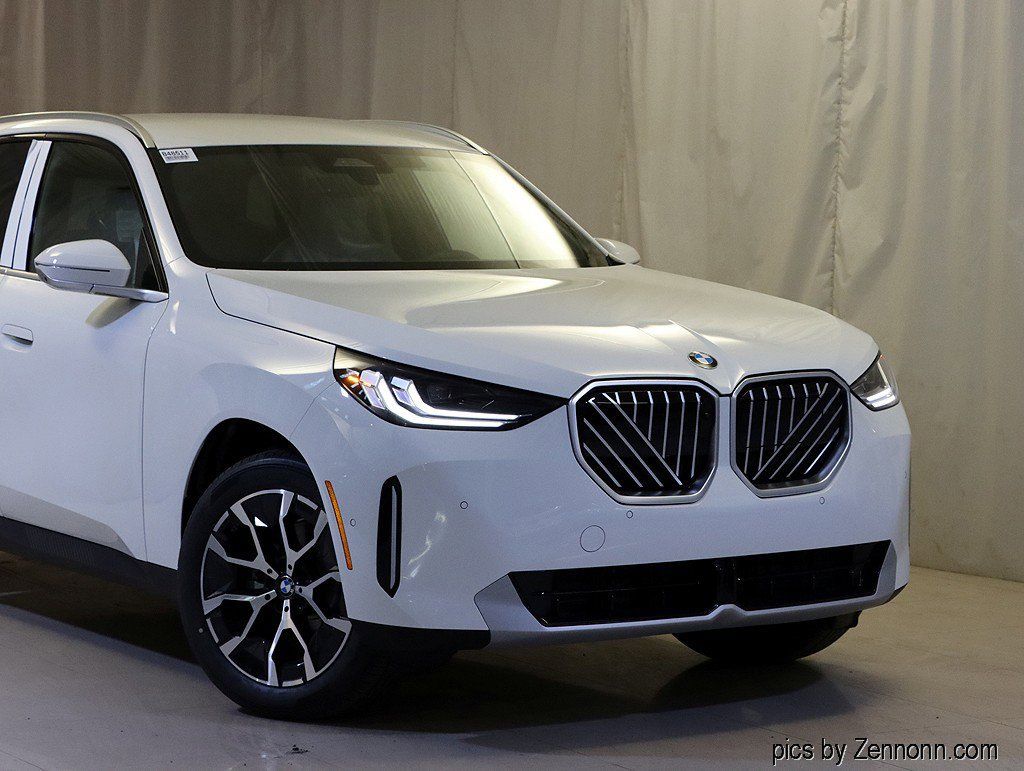 Used 2026 BMW X3 xDrive30i w/ Premium Package AWD/4WD image 2
