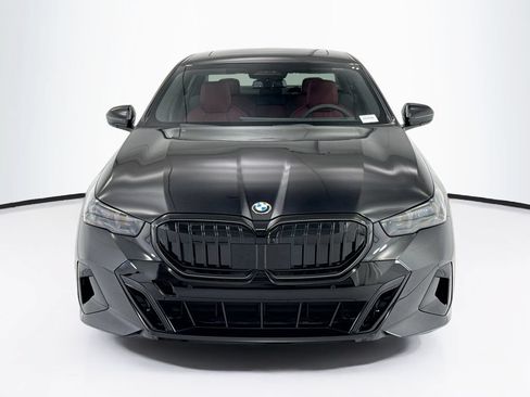 New 2027 BMW 530i w/ M Sport Package RWD image 2