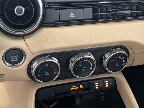 New 2025 MAZDA MX-5 Miata Grand Touring image 17