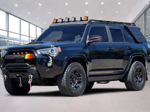 Used 2021 Toyota 4Runner TRD Off-Road Premium w/ Moonroof Package AWD/4WD image 8