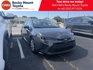 Used 2026 Toyota Corolla LE FWD video 1