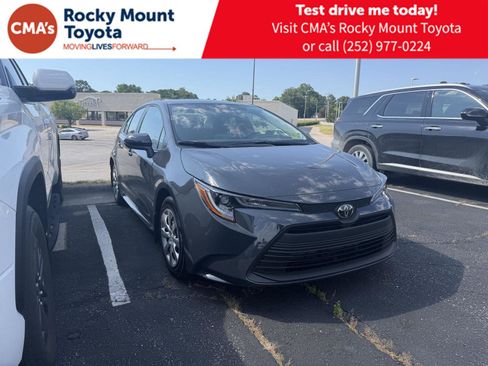 Used 2026 Toyota Corolla LE FWD image 1