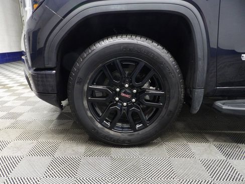 Used 2025 GMC Sierra 1500 Elevation image 7