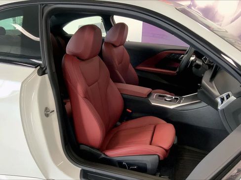 Used 2025 BMW 230i xDrive Coupe w/ Convenience Package image 11