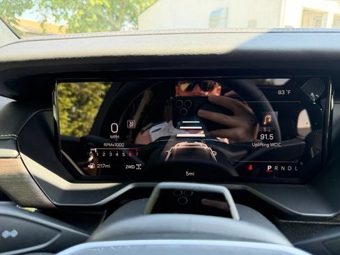 New 2026 GMC Acadia Denali Ultimate AWD/4WD image 18