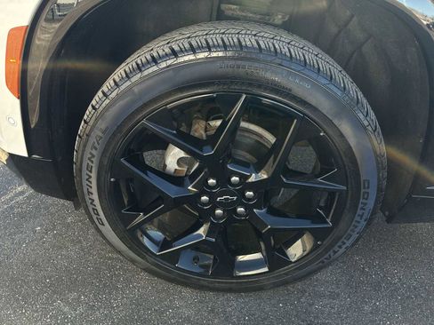 Certified 2024 Chevrolet Traverse RS image 34