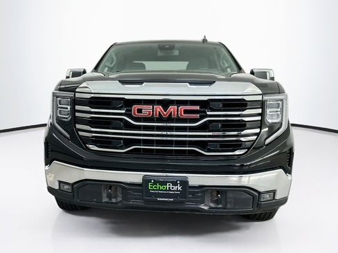 Used 2025 GMC Sierra 1500 SLT AWD/4WD image 2