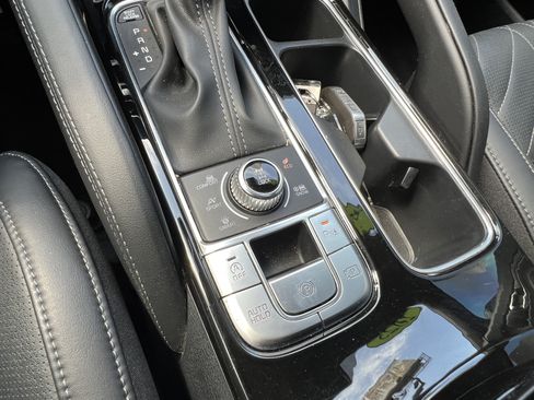 Certified 2025 Kia Telluride SX Prestige X-Line AWD/4WD image 34