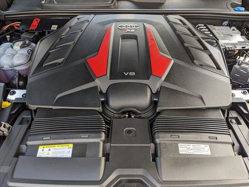 Certified 2025 Audi RS Q8 performance AWD/4WD image 23