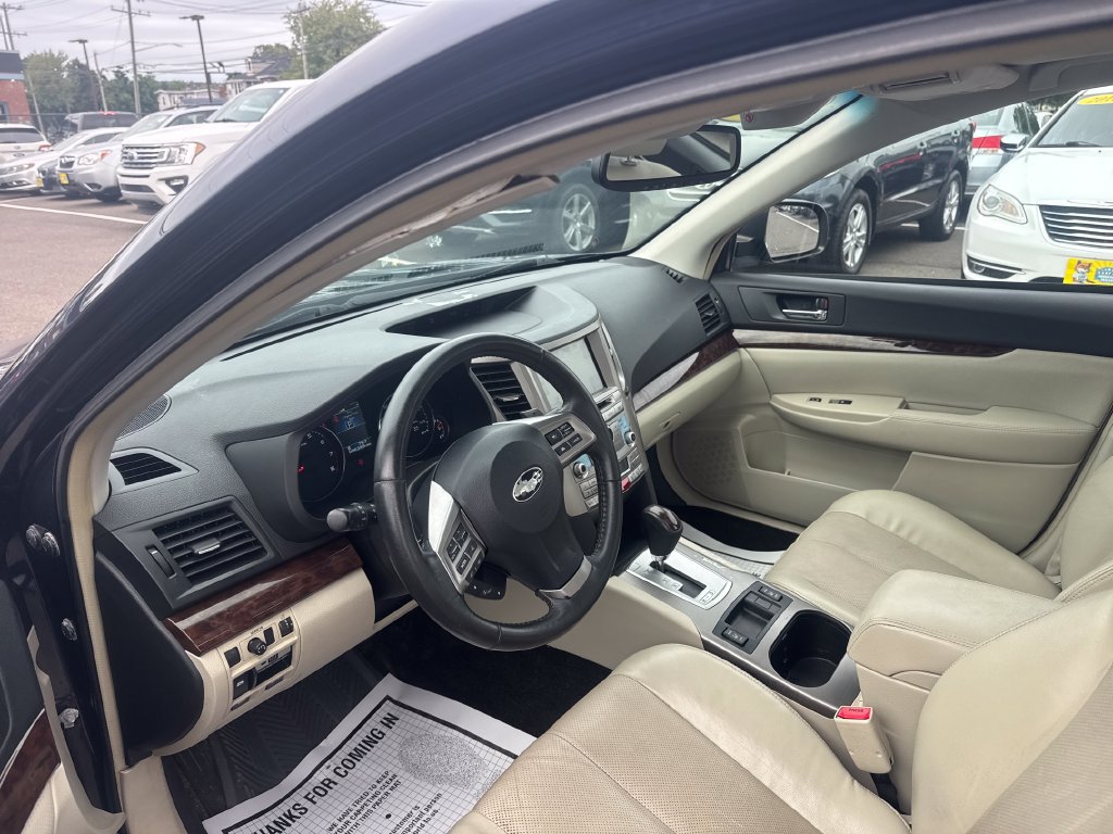 Used 2013 Subaru Legacy 2.5i Limited AWD/4WD image 32