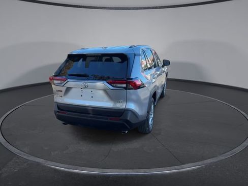 Used 2023 Toyota RAV4 XLE Premium image 15