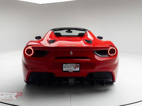 Used 2017 Ferrari 488 Spider RWD image 4