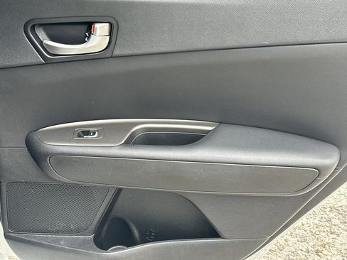 Used 2020 Kia Optima LX image 16