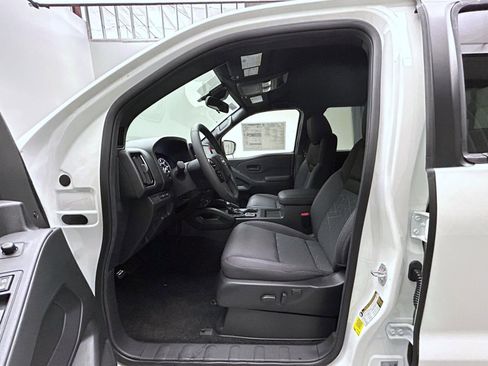 New 2026 Nissan Frontier SV AWD/4WD image 10