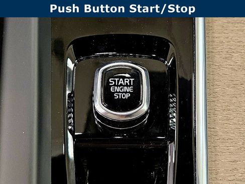 New 2026 Volvo XC60 B5 Core w/ Climate Package image 29