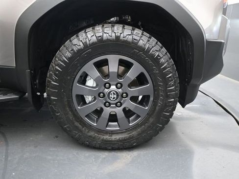 Used 2025 Toyota Land Cruiser w/ Premium Package AWD/4WD image 16