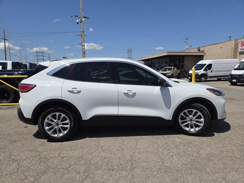 Used 2022 Ford Escape SE w/ Convenience Package FWD image 16