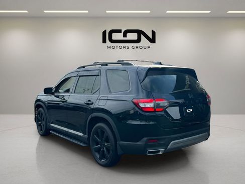 Used 2023 Honda Pilot Elite image 3