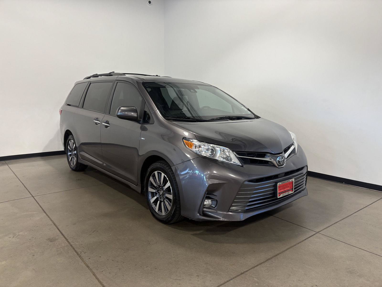 Used 2018 Toyota Sienna XLE Premium w/ Carpet Mat Package AWD/4WD image 1