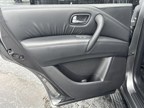 Used 2022 Nissan Armada SV w/ SV Appearance Package image 23