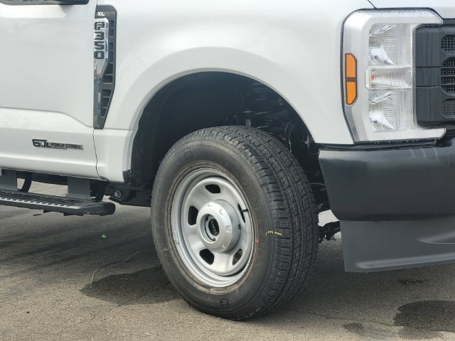 New 2026 Ford F350 XL RWD image 2