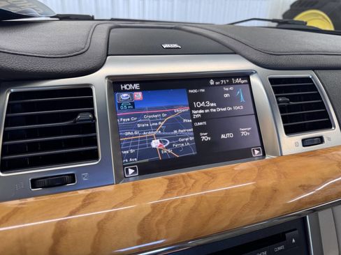 Used 2011 Lincoln MKS w/ 101A Rapid Spec Order Code image 23