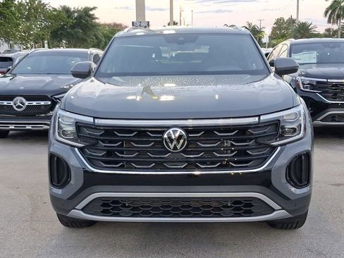 New 2026 Volkswagen Atlas Cross Sport SE image 2