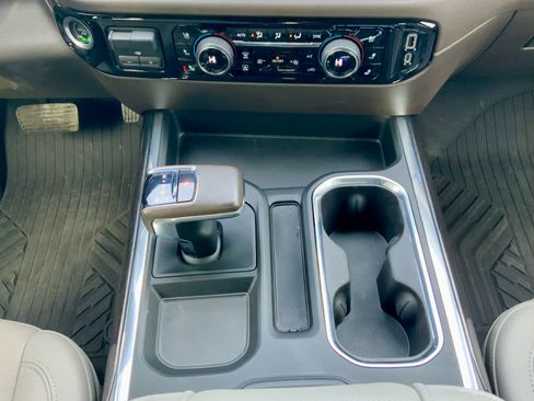 Used 2022 Chevrolet Silverado 1500 LTZ w/ LTZ Convenience Package II image 48