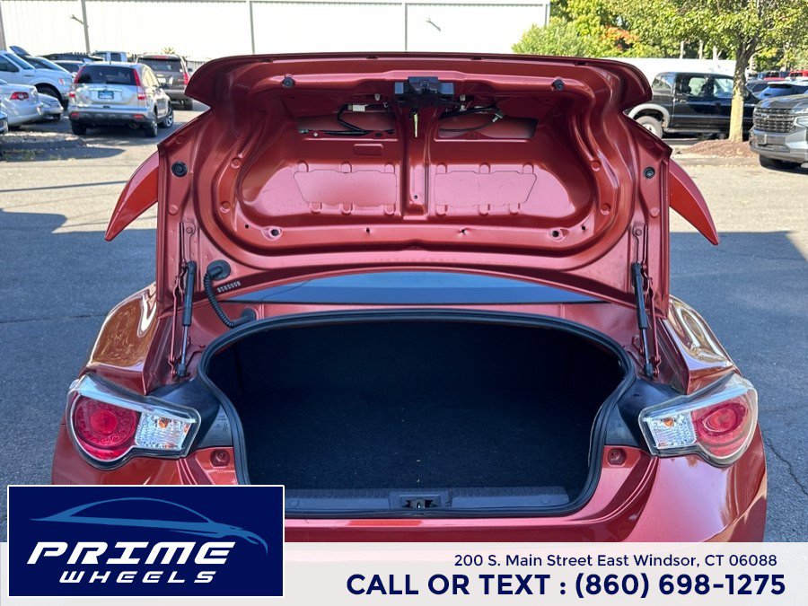 Used 2014 Scion FR-S RWD image 10