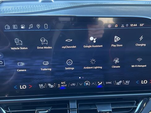 New 2026 Chevrolet Equinox EV RS w/ Convenience Package II AWD/4WD image 22