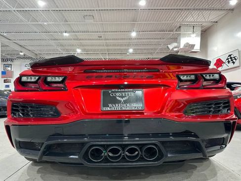 Used 2024 Chevrolet Corvette Z06 RWD image 19