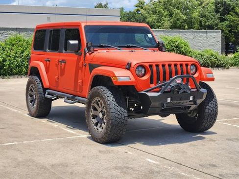 Used 2018 Jeep Wrangler Unlimited Sport S AWD/4WD image 3