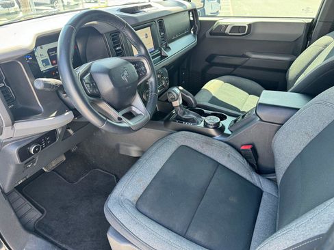 Used 2023 Ford Bronco Big Bend image 3