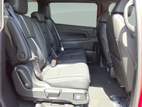 New 2026 Honda Odyssey Sport-L image 18