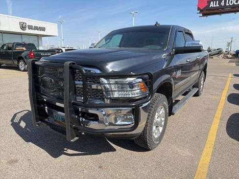 Used 2014 RAM 2500 Laramie AWD/4WD image 17