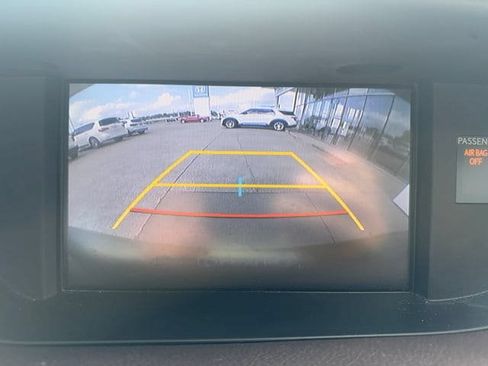 Used 2016 Lexus ES 350 w/ Luxury Package w/Wood Trim FWD image 19