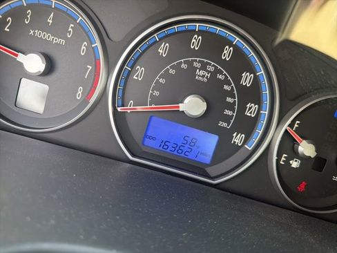 Used 2007 Hyundai Santa Fe Limited image 9