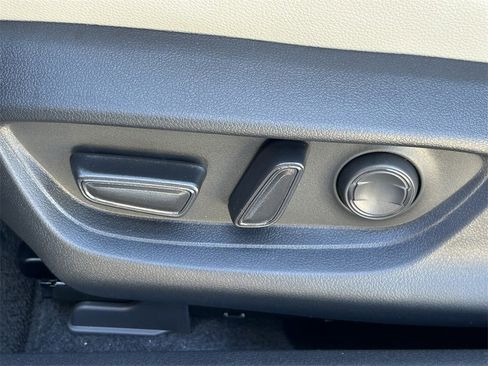 New 2026 Toyota Camry XLE image 23